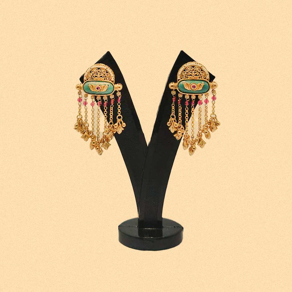 Antique Moti Earring With Matte Gold Plating
