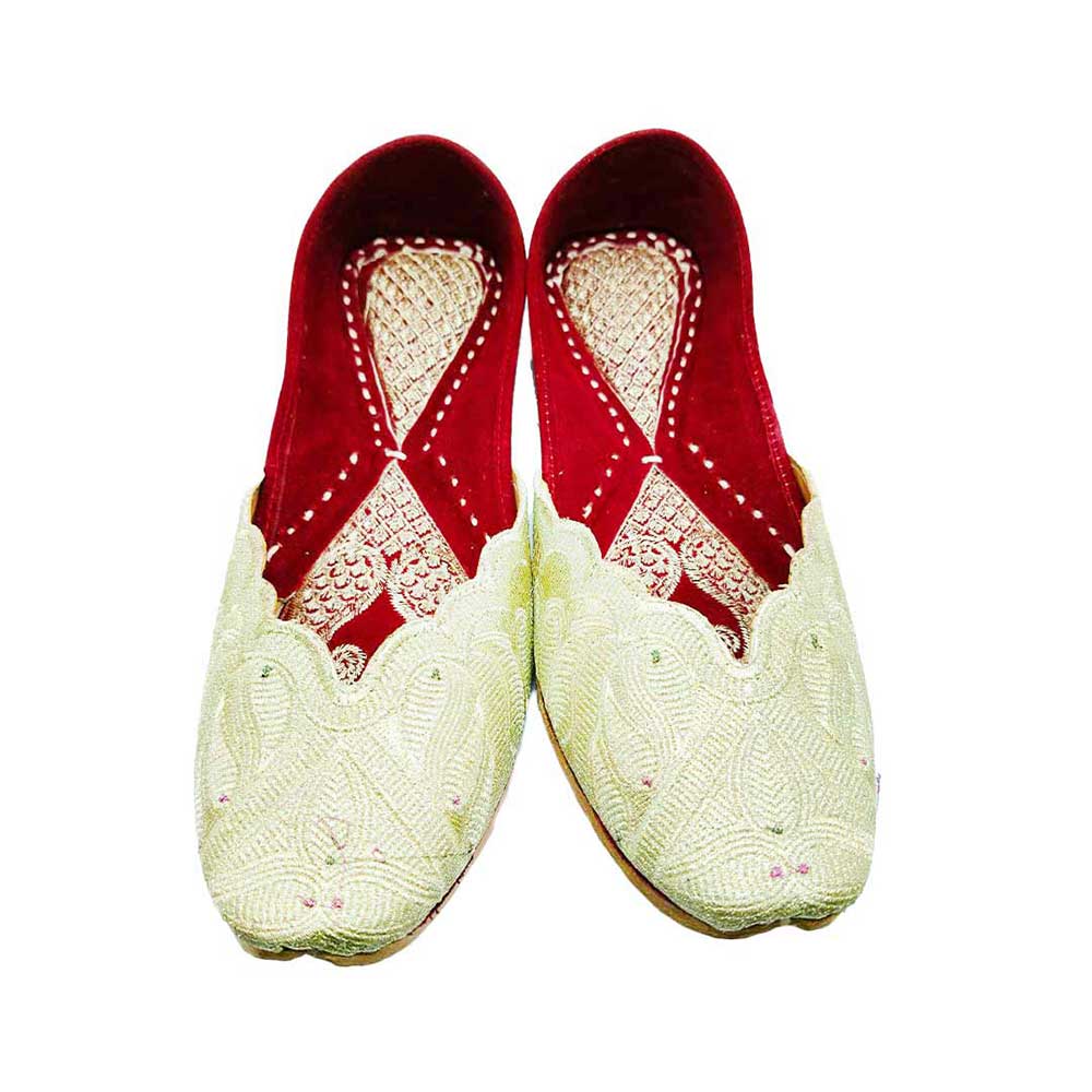 Royal Cream Embroidered Traditional Juti