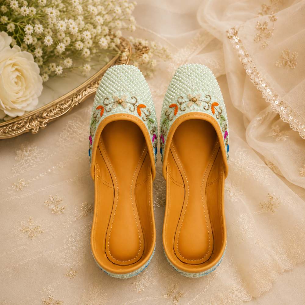 Pearl Cream Embroidered Traditional Juti