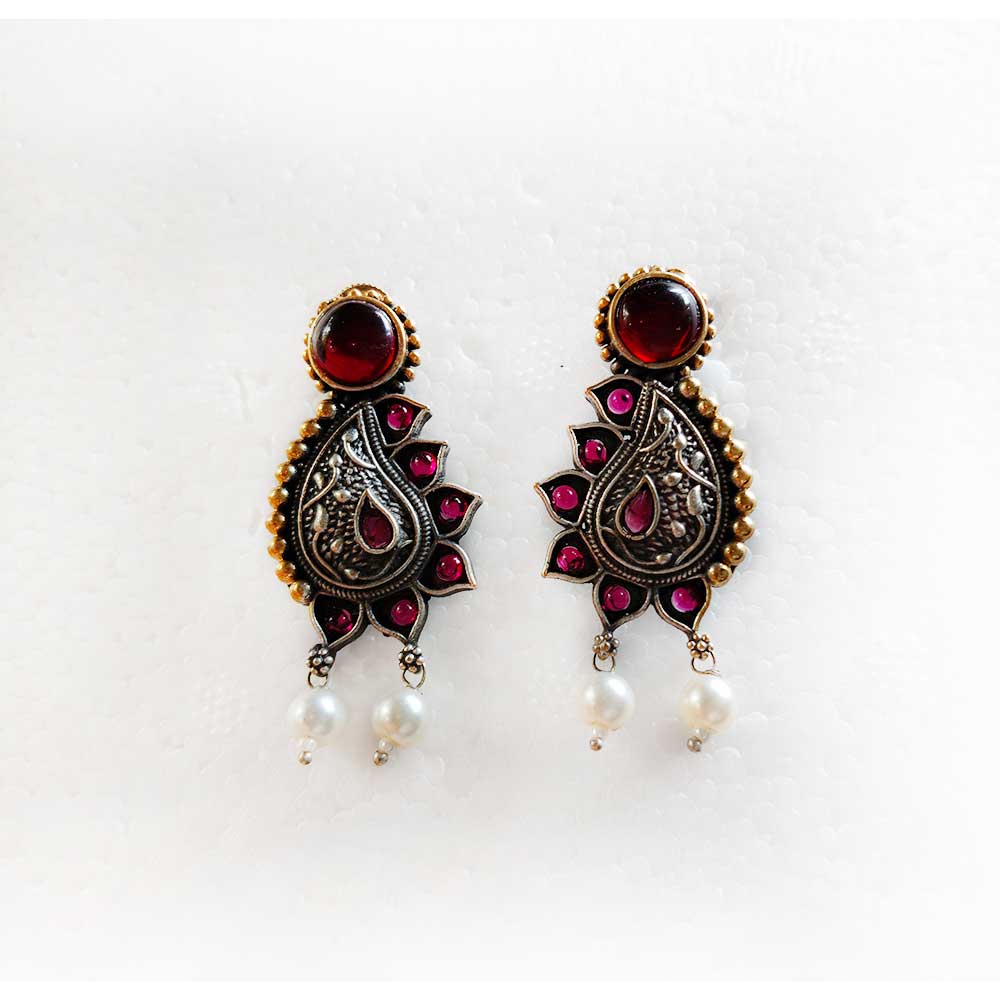 Royal Antique Blue Stone Floral Earrings