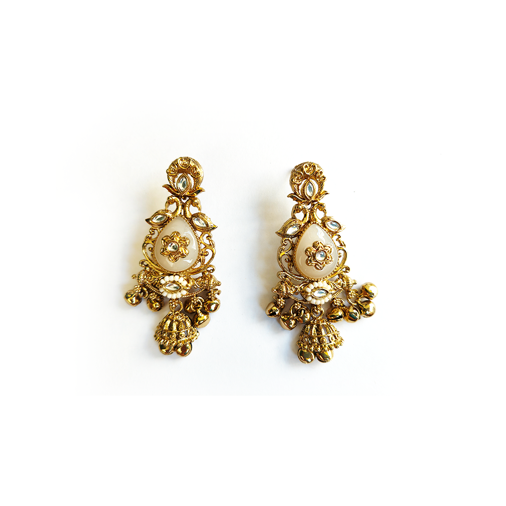 Cream Elegance Drop Earrings